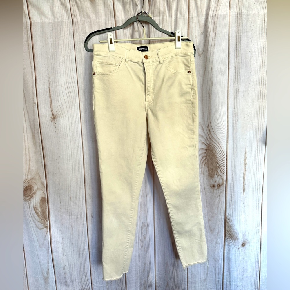 Express Jeans | Express Super High Rise Off White Jeans - Raw Hem Size 10